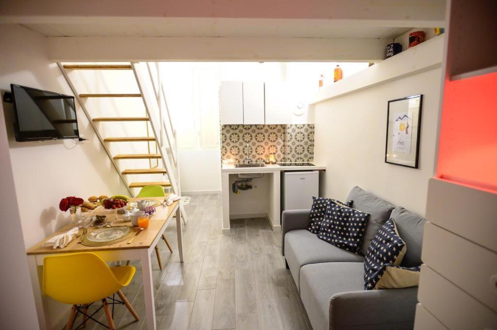 Central Guest House Napoli Exterior foto